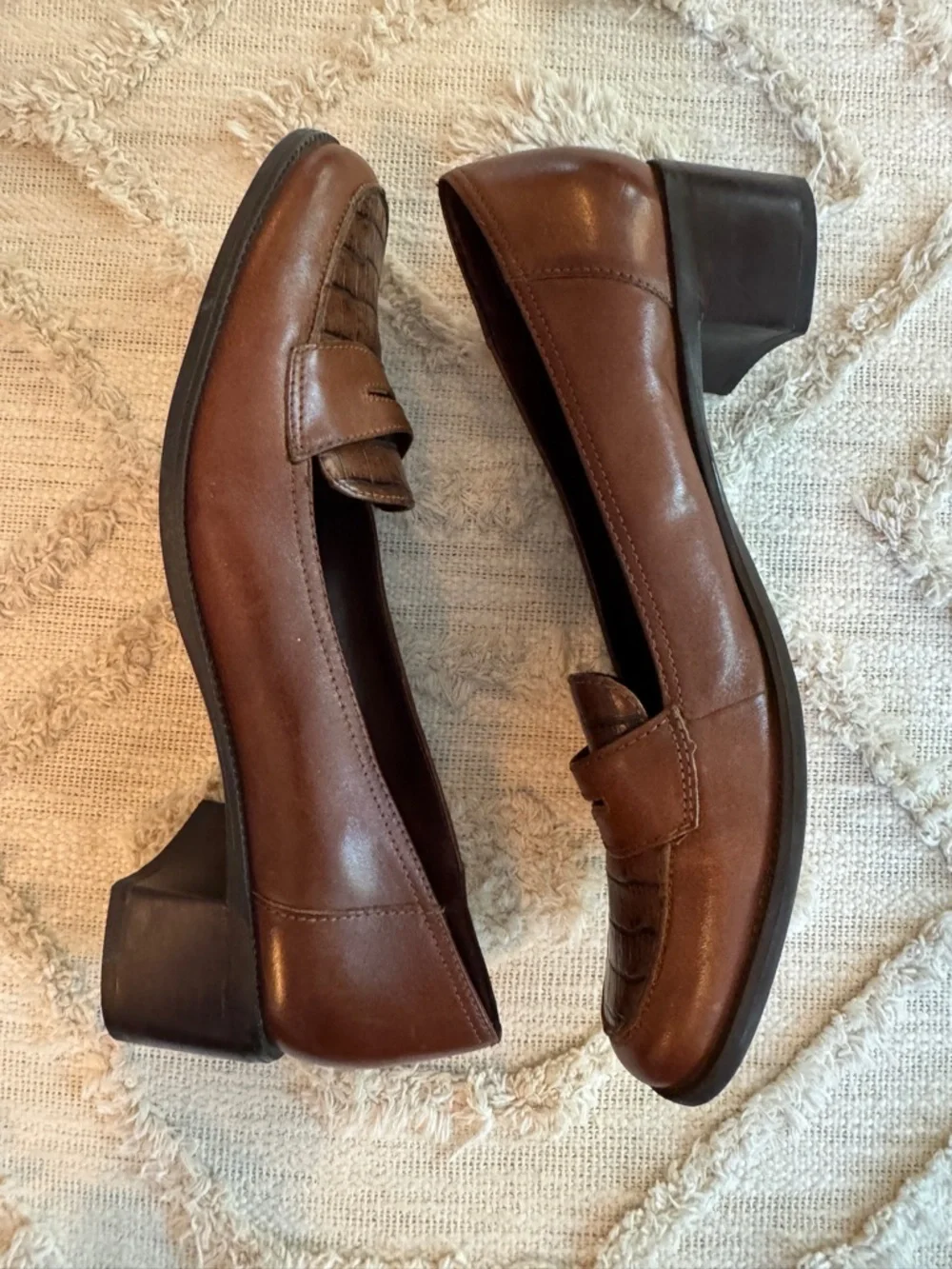 Naturalizer Womens Brown Leather Croc Embossed Penny Loafers Heels 8.5